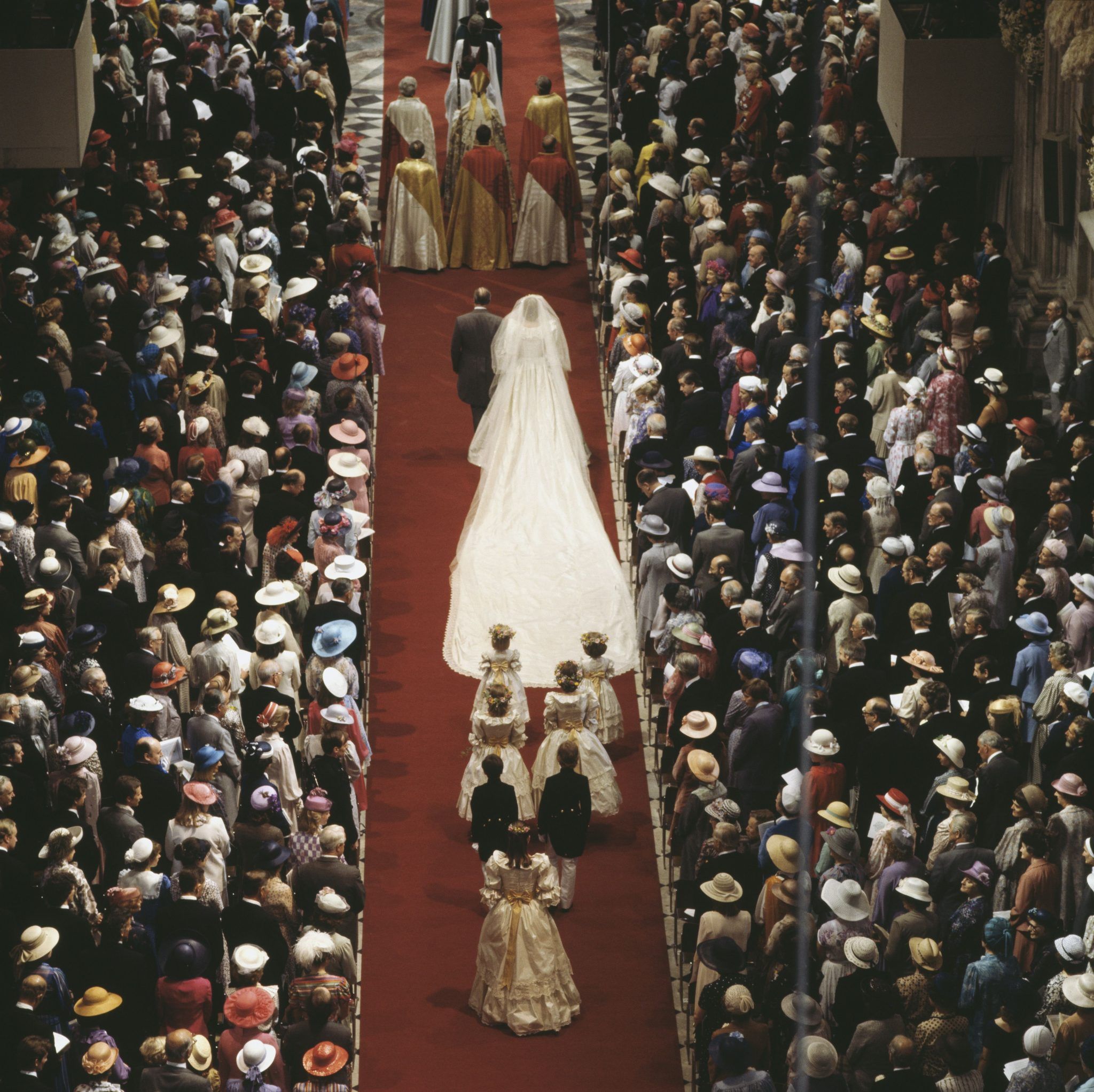https://www.tinsa.es/wp-content/uploads/2014/07/1981-Diana-Wedding-109080121.jpg