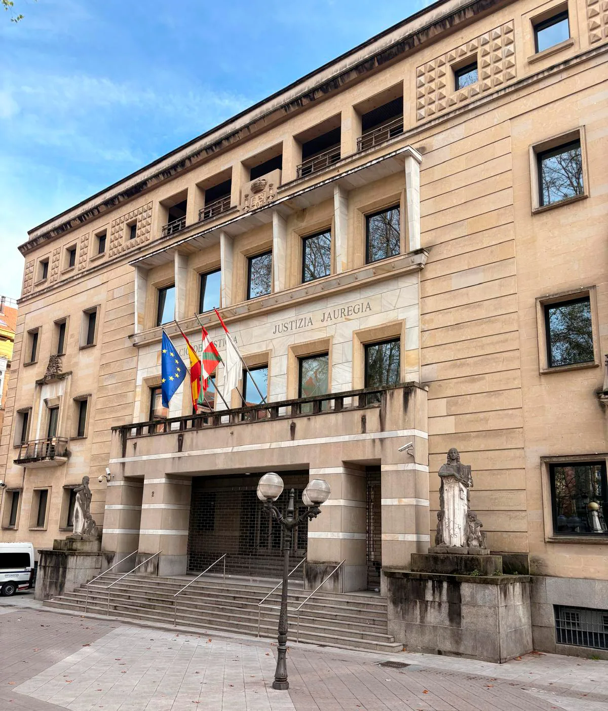 Fachada Palacio de Justicia Bilbao