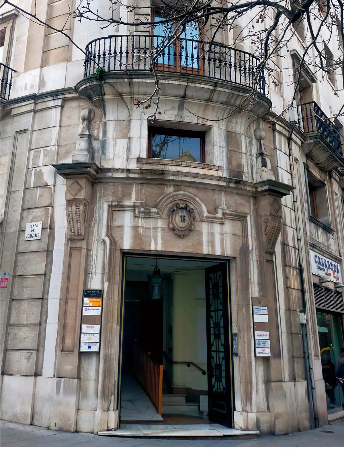 fachada Colegio de Abogados de Cantabria